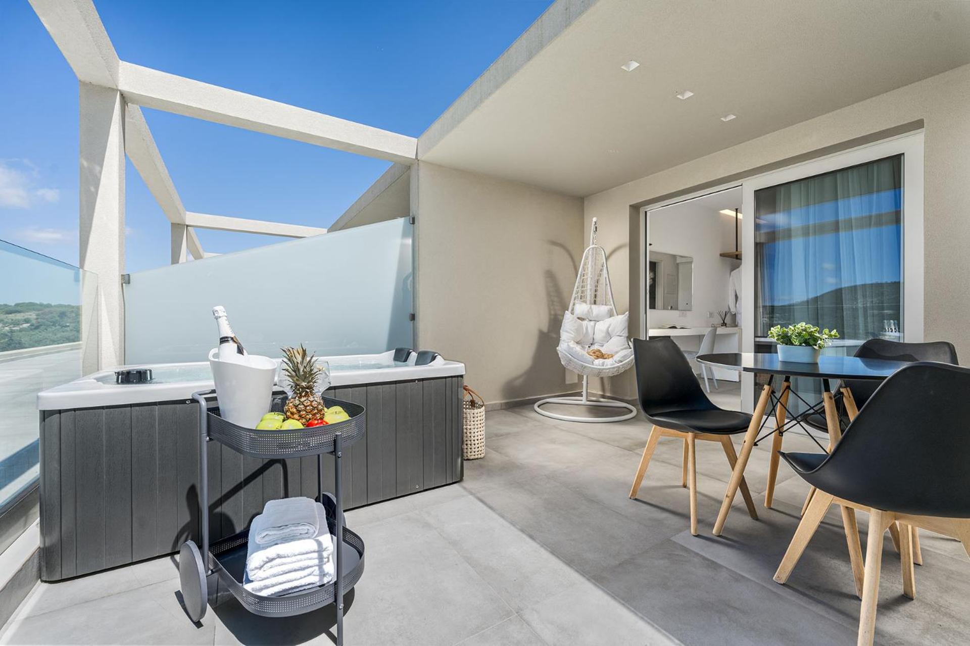 Myzith Luxury Suites Keri 외부 사진