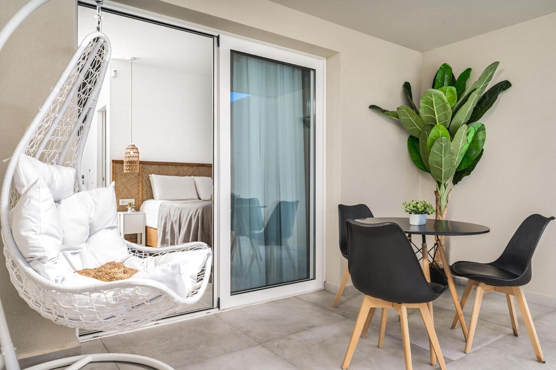Myzith Luxury Suites Keri 외부 사진