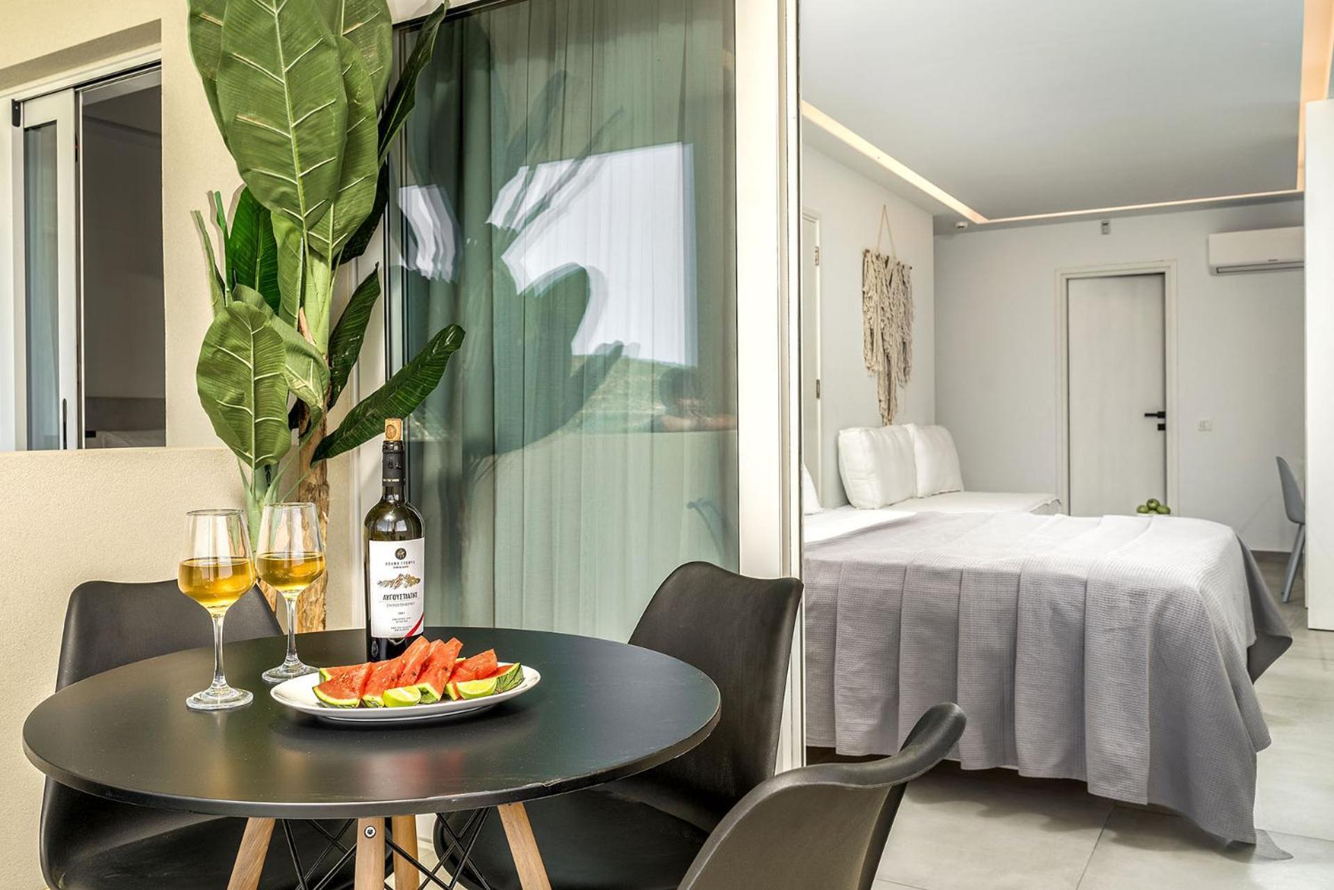 Myzith Luxury Suites Keri 외부 사진