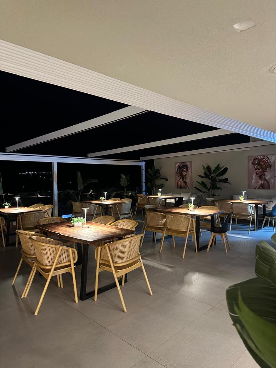 Myzith Luxury Suites Keri 외부 사진