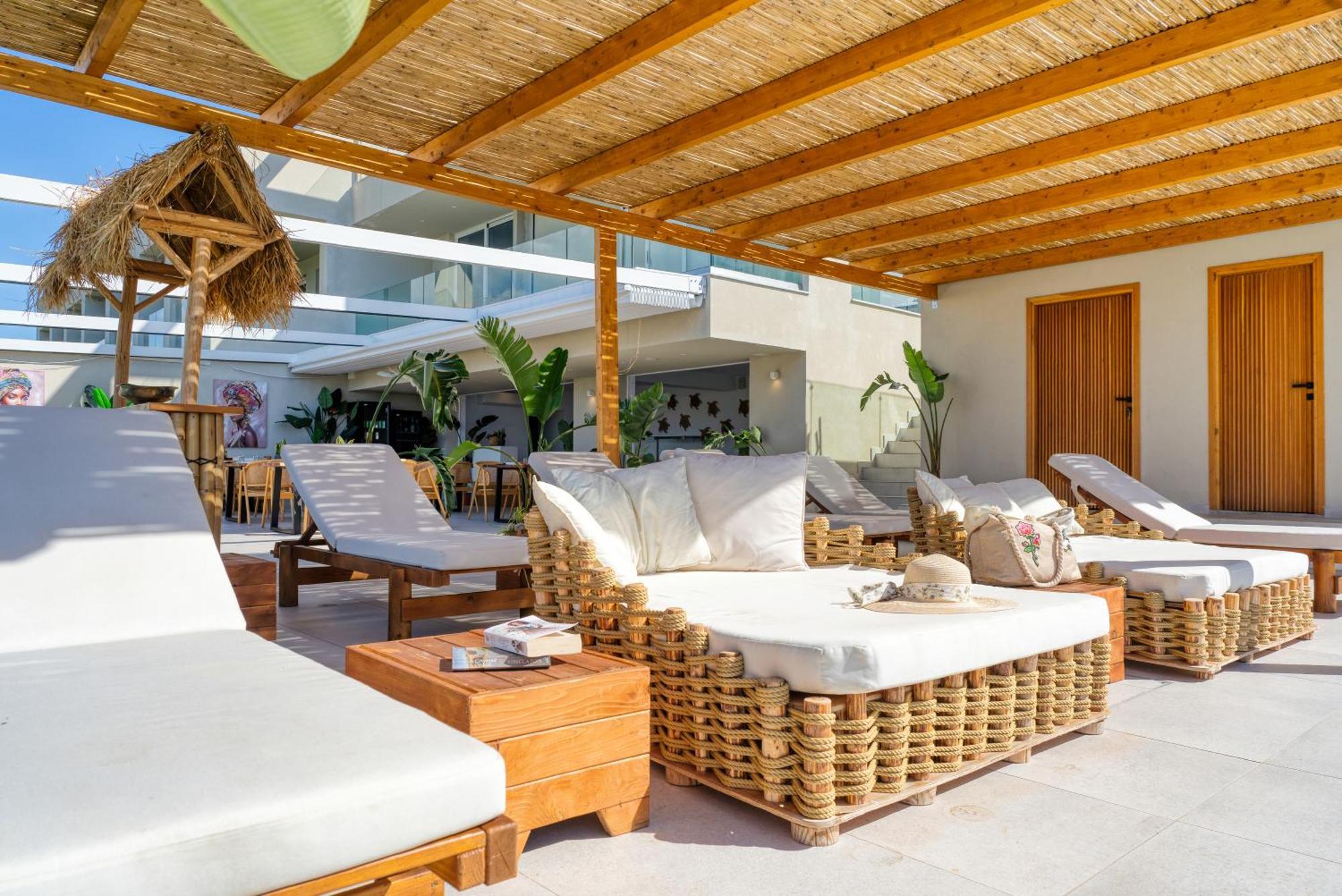 Myzith Luxury Suites Keri 외부 사진