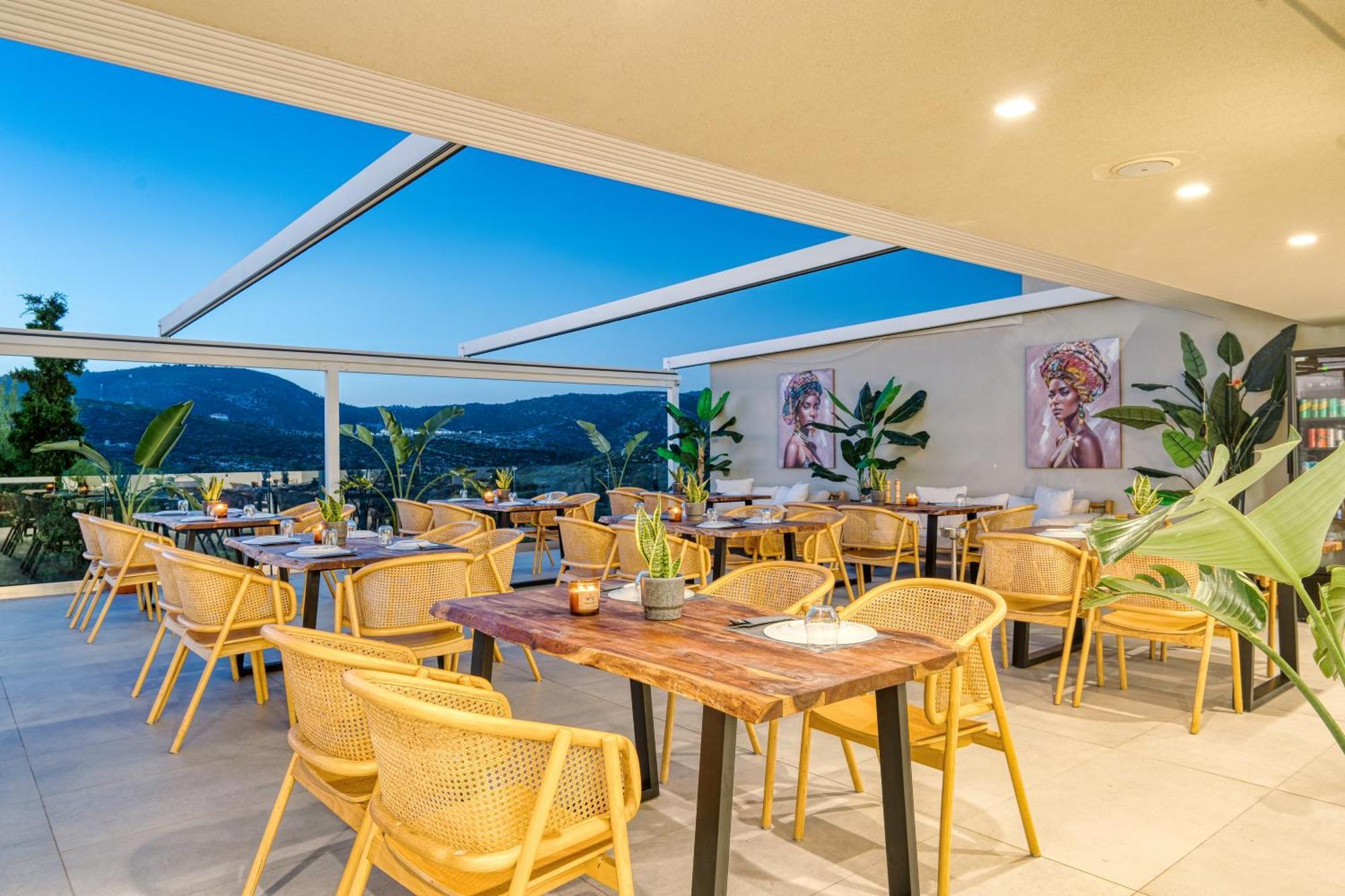 Myzith Luxury Suites Keri 외부 사진