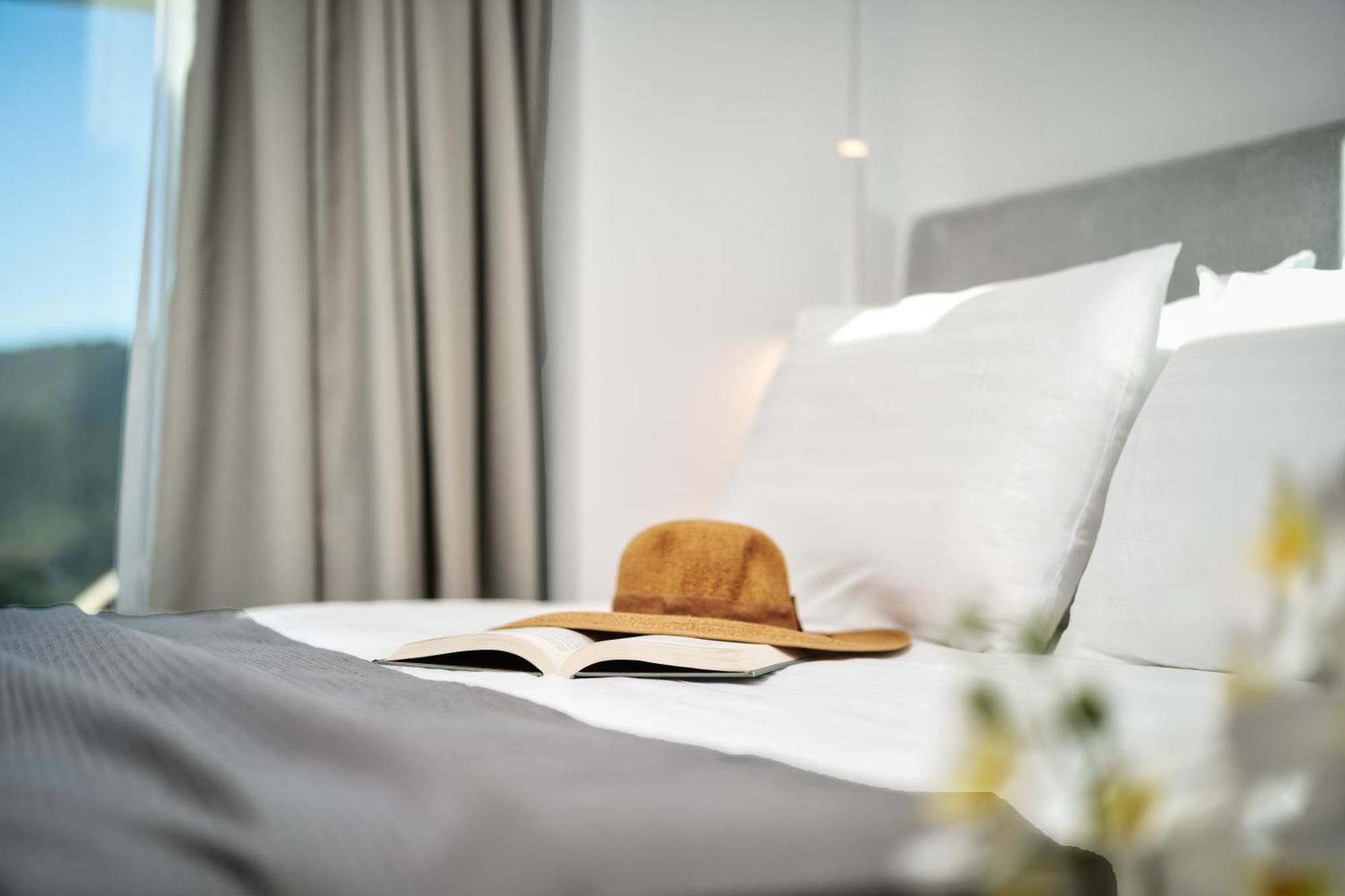 Myzith Luxury Suites Keri 객실 사진
